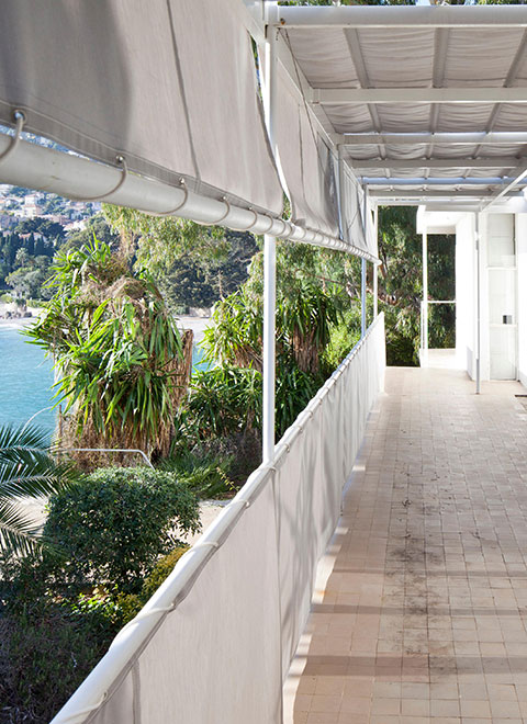 The Maybourne Riviera - Eileen Gray's House Terrace with view of the coast in South of France